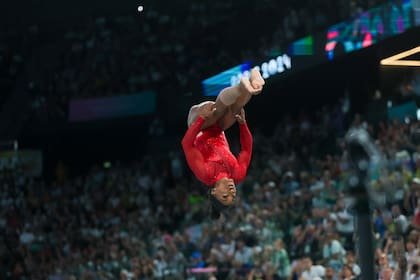 Read more about the article Juegos Olímpicos 2024: La Imparable Simone Biles Sigue Haciendo Historia en la Gimnasia